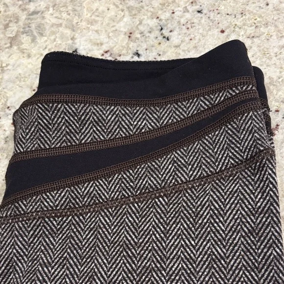 Lululemon Wunder Under Brown/Black/Grey Herringbone Leggings sz 10 - Picture 5 of 8
